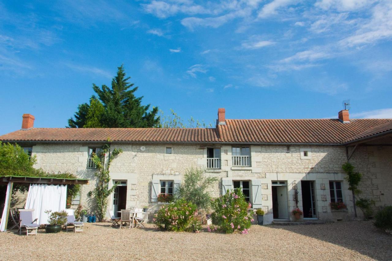 Le Clos Des Fayes Berthegon 외부 사진