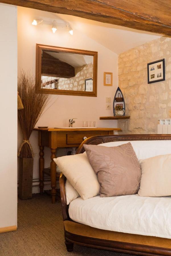 Le Clos Des Fayes Berthegon 외부 사진