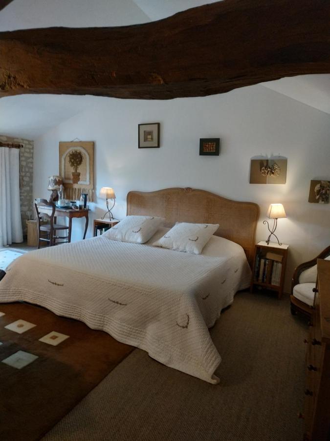 Le Clos Des Fayes Berthegon 외부 사진